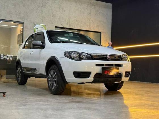 FIAT PALIO 1.0 MPI FIRE WAY 8V FLEX 4P MANUAL FIAT PALIO 1.0 MPI FIRE WAY 8V FLEX 4P MANUAL